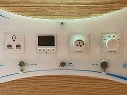 Airone Capsule Hotel