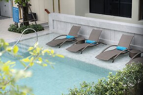 Centara Life Hotel Bangkok Phra Nakhon