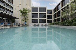 Centara Life Hotel Bangkok Phra Nakhon
