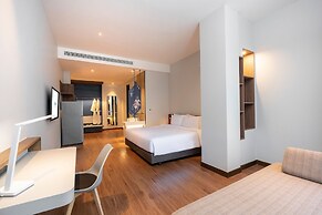 Centara Life Hotel Bangkok Phra Nakhon