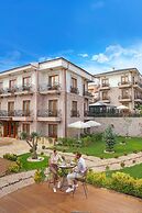 CUNDA BARADIEL HOTEL