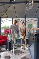 CUNDA BARADIEL HOTEL