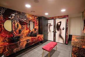 CUNDA BARADIEL HOTEL