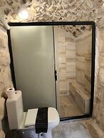 Mons Masius Hotel