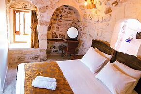 Mons Masius Hotel