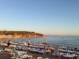 Akasya Apart Otel Didim Altinkum