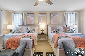 8 BR Heated Pool & Soccer Field