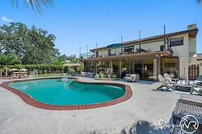 8 BR Heated Pool & Soccer Field