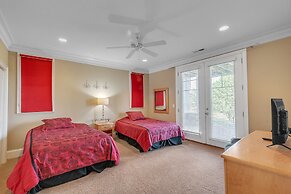 Spacious Home With 4 Master Suites In Quiet Community 4 Bedroom Home b