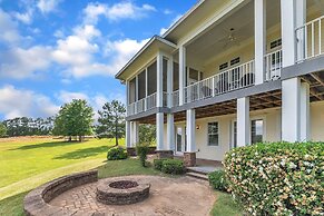 Spacious Home With 4 Master Suites In Quiet Community 4 Bedroom Home b