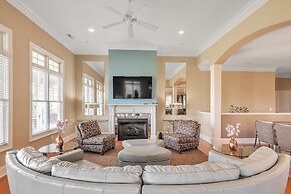 Spacious Home With 4 Master Suites In Quiet Community 4 Bedroom Home b