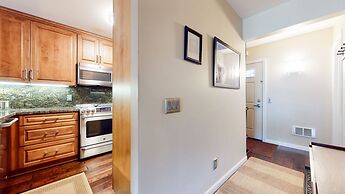 1849 Condos #409 3 Bedroom Condo by Redawning