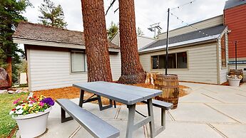 1849 Condos #409 3 Bedroom Condo by Redawning