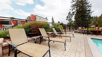 1849 Condos #409 3 Bedroom Condo by Redawning