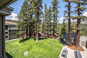 1849 Condos #409 3 Bedroom Condo by Redawning