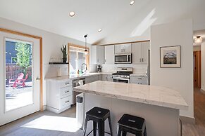 Quail Covey 3 Bedroom Home by Redawning