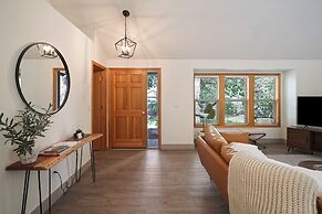 Quail Covey 3 Bedroom Home by Redawning