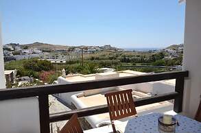 Beautiful Apt In Ano Mera Village