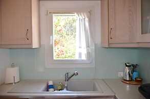 Beautiful Apt In Ano Mera Village