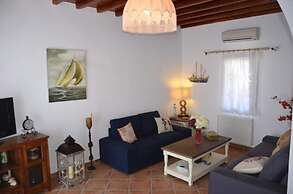 Beautiful Apt In Ano Mera Village