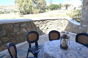 Beautiful Apt In Ano Mera Village