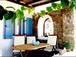 Beautiful Apt In Ano Mera Village