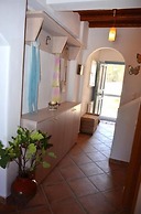 Beautiful Apt In Ano Mera Village