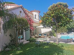 Blue Dream Cannes Guesthouse