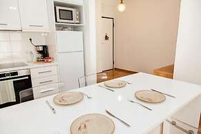 Cozy apt with Lycabettus View