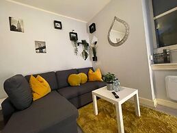 Impeccable 2-bed Apartment by Cardiff City Centre