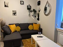 Impeccable 2-bed Apartment by Cardiff City Centre