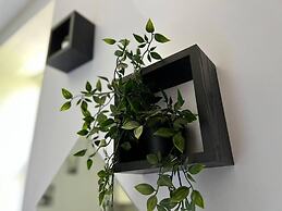 Impeccable 2-bed Apartment by Cardiff City Centre