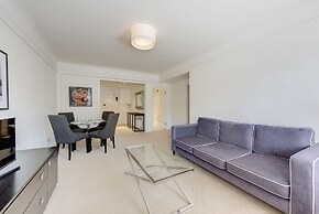 Pelham Court Apartments