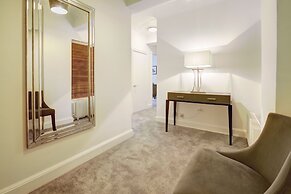 Pelham Court Apartments