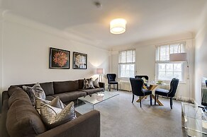 Pelham Court Apartments