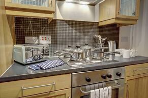 Pelham Court Apartments