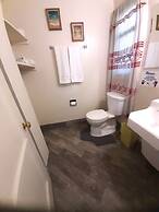 The New Star Motel with Studio-Kitchens: 1950s Extended-Stay Lodging a