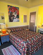 The New Star Motel with Studio-Kitchens: 1950s Extended-Stay Lodging a
