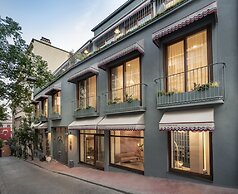 Ecole St Pierre Hotel