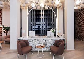 Ecole St Pierre Hotel