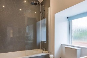 Ideal Couples Base for Exploring the Island