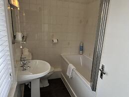 East Ayton Lodge Hotel