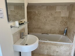 East Ayton Lodge Hotel