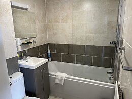 East Ayton Lodge Hotel