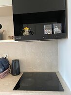 1 Bedroom Apartment High Floor City View