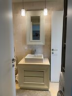 1 Bedroom Apartment High Floor City View