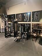 1 Bedroom Apartment High Floor City View