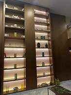 1 Bedroom Apartment High Floor City View