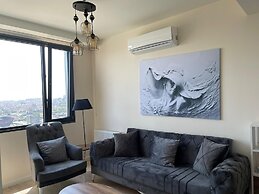 1 Bedroom Apartment High Floor City View