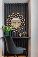 HOLT - Bagheera's Den